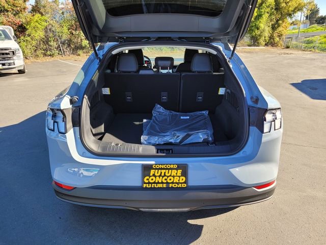 New 2026 Ford Mustang Mach-E Select RWD image 17