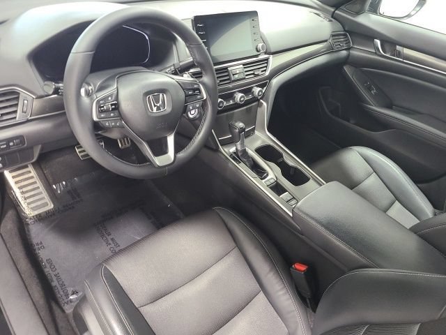 Used 2018 Honda Accord Sport image 20