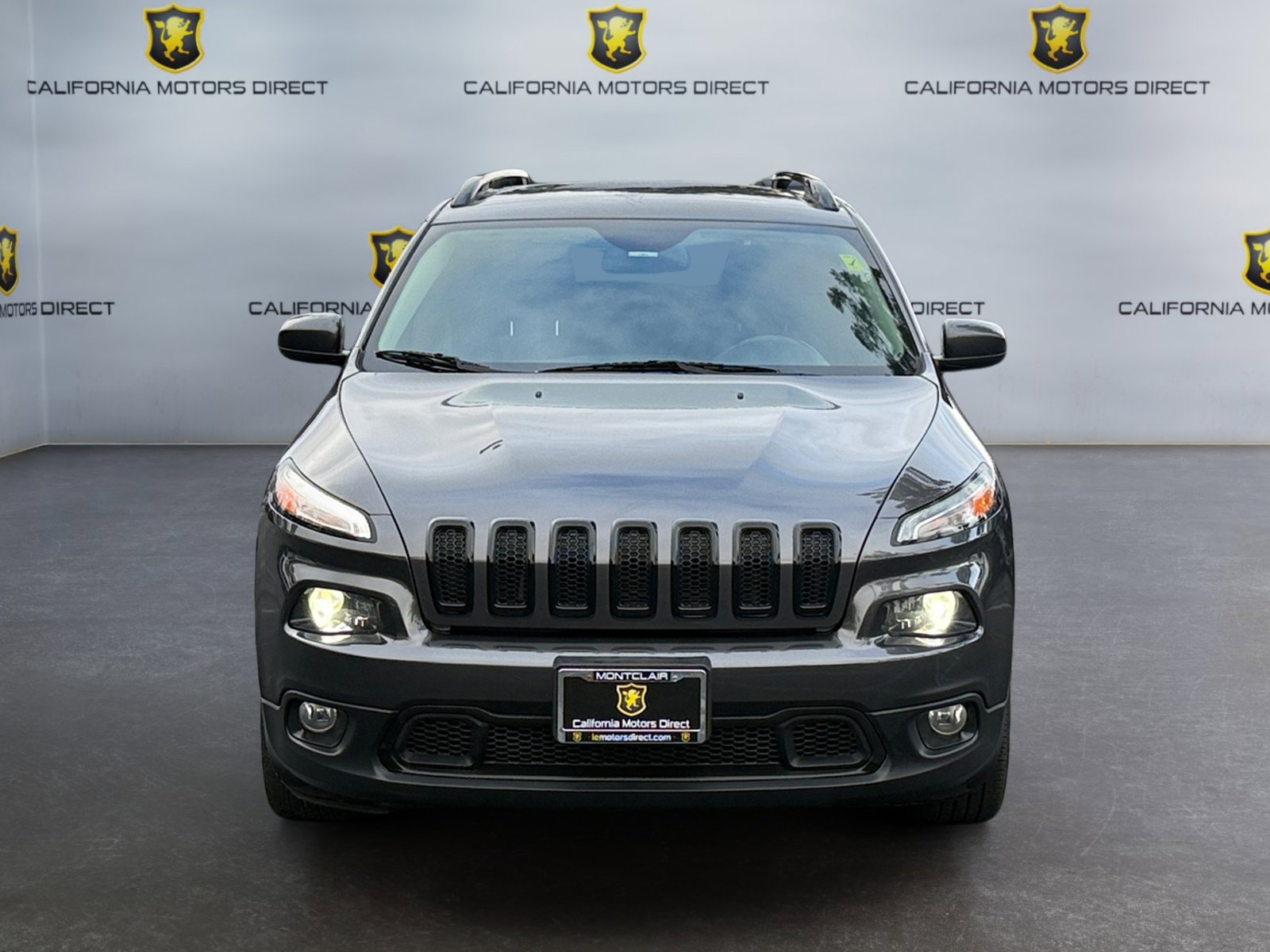 Used 2018 Jeep Cherokee Latitude w/ Altitude Package image 8