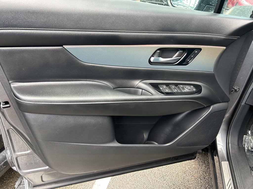 Certified 2025 Nissan Murano SL AWD/4WD image 19