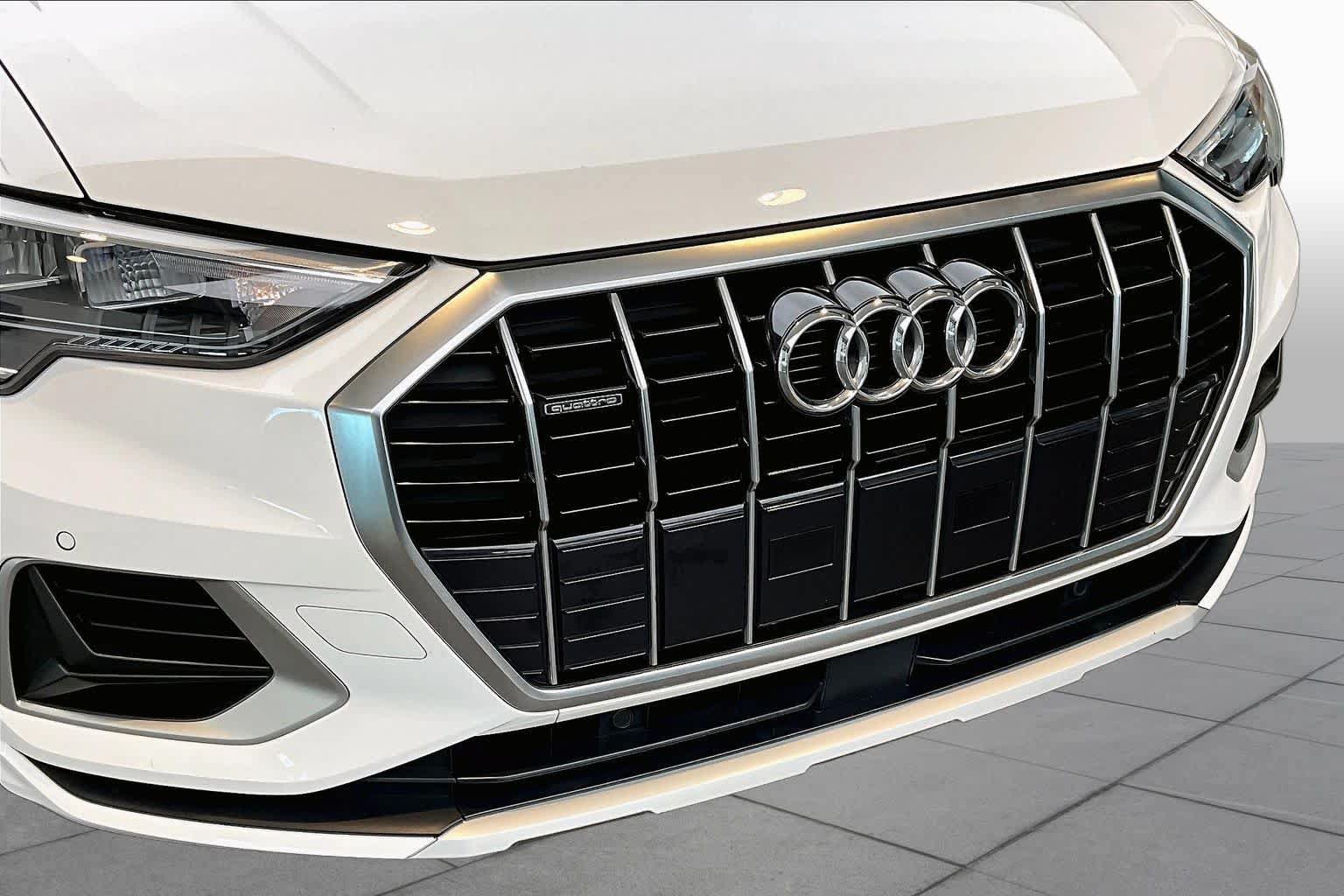 Used 2021 Audi Q3 2.0T Premium w/ Convenience Package AWD/4WD image 32