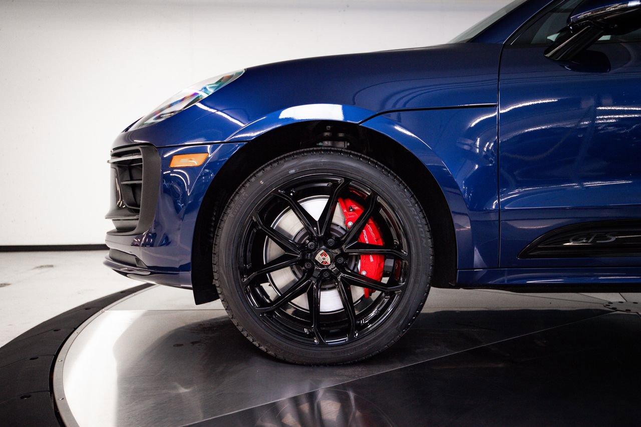 New 2026 Porsche Macan GTS AWD/4WD image 10