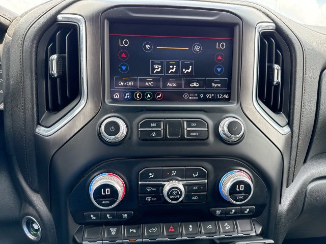 Used 2023 GMC Sierra 2500 AT4 w/ AT4 Preferred Package AWD/4WD image 19