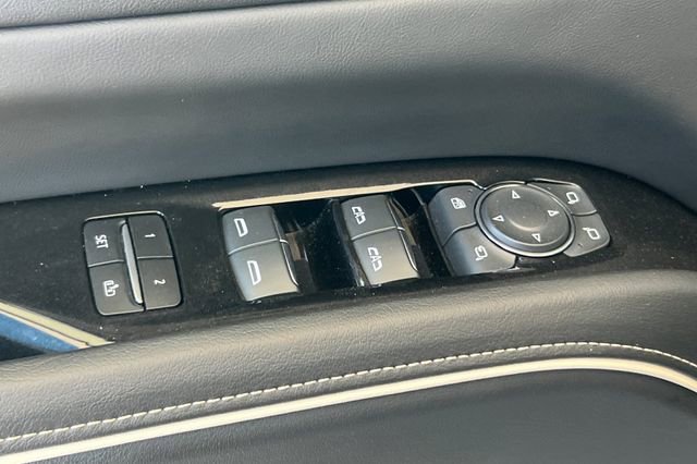 Used 2023 Cadillac Escalade Premium Luxury AWD/4WD image 12