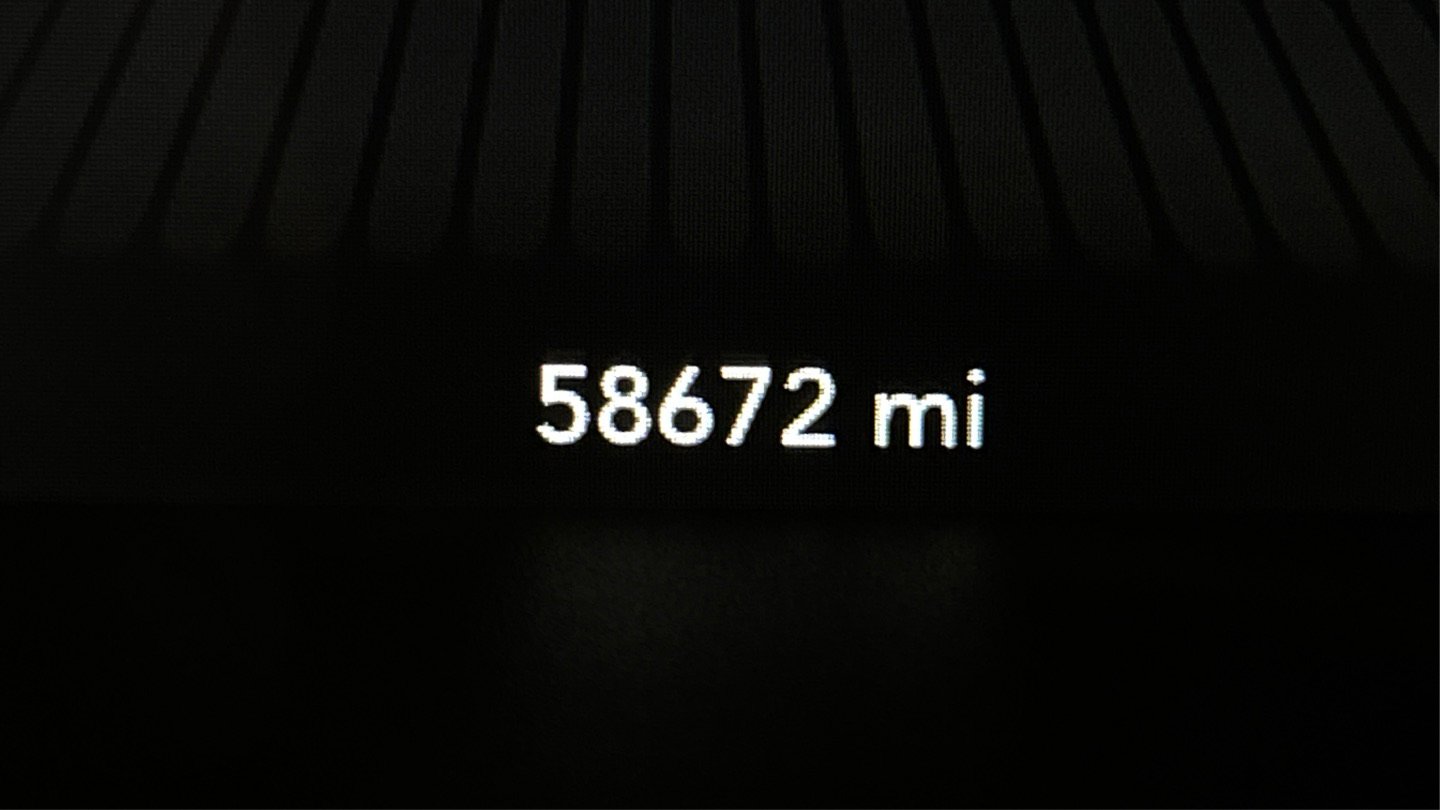 Used 2015 Dodge Challenger R/T RWD image 12