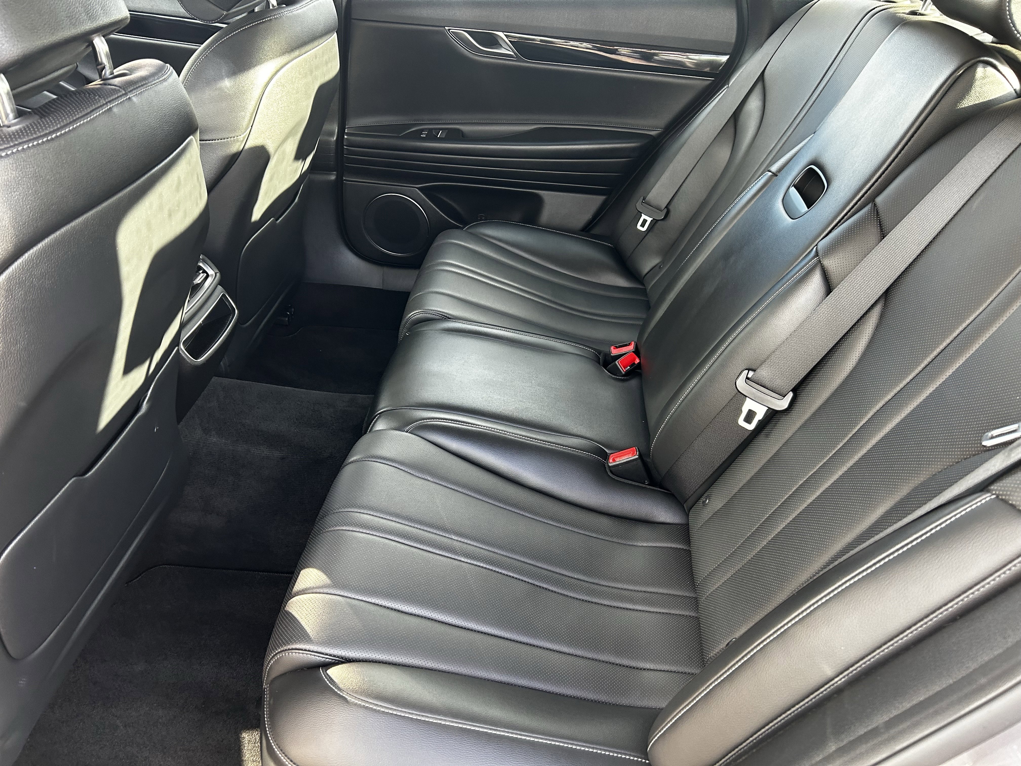 Used 2023 Genesis G80 2.5T image 16