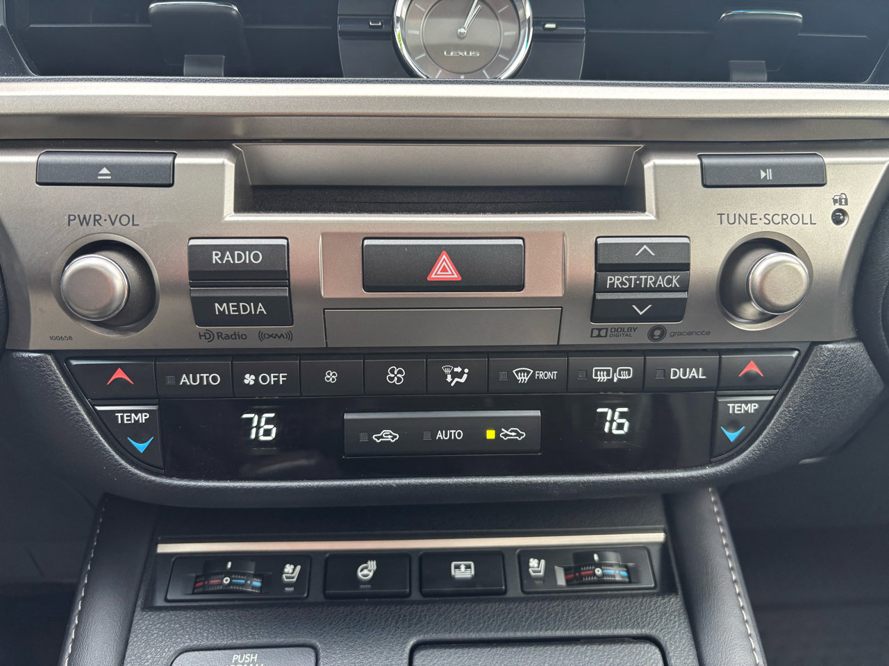 Used 2017 Lexus ES 300h image 24