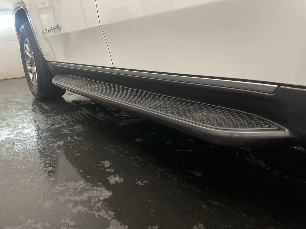 Used 2022 Jeep Wagoneer Series I image 32