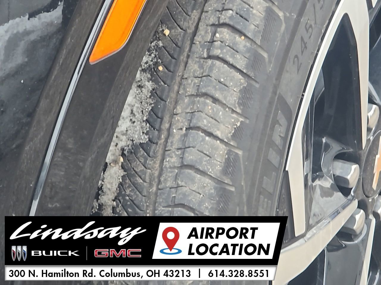 Used 2025 Chevrolet Equinox EV LT w/ Convenience Package image 6