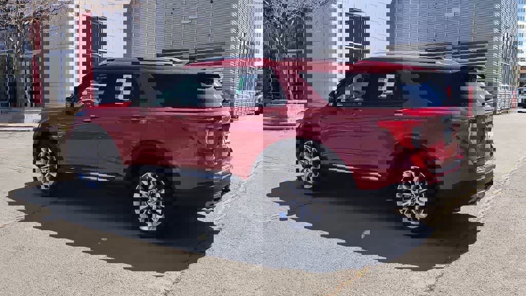 Used 2022 Ford Explorer Platinum w/ Equipment Group 601A image 6