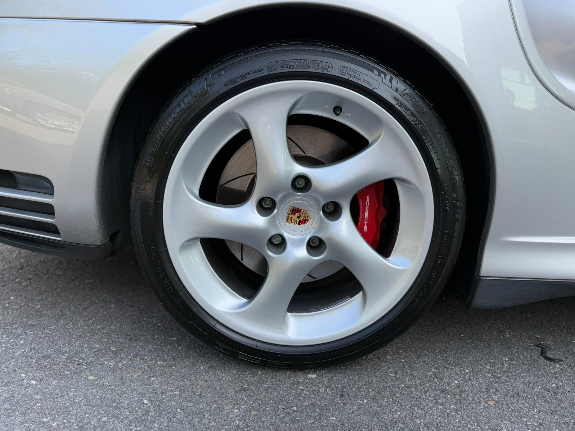 Used 2001 Porsche 911 Turbo image 35