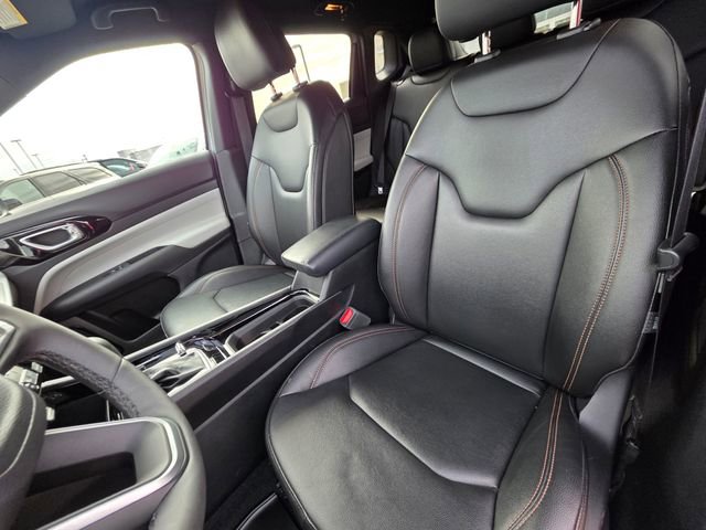 Used 2024 Jeep Compass Limited image 23