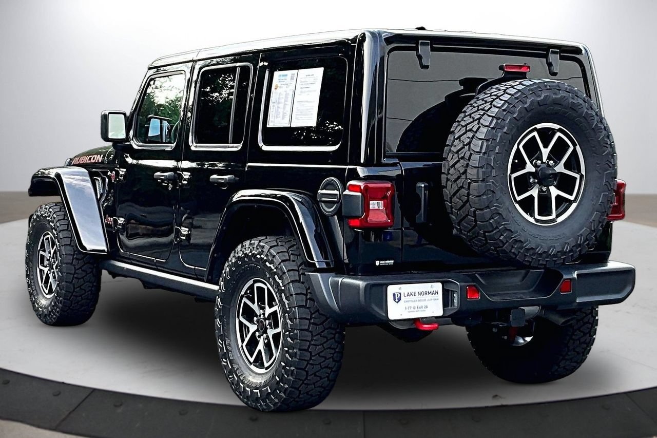 Used 2024 Jeep Wrangler Unlimited Rubicon w/ Technology Group AWD/4WD image 6