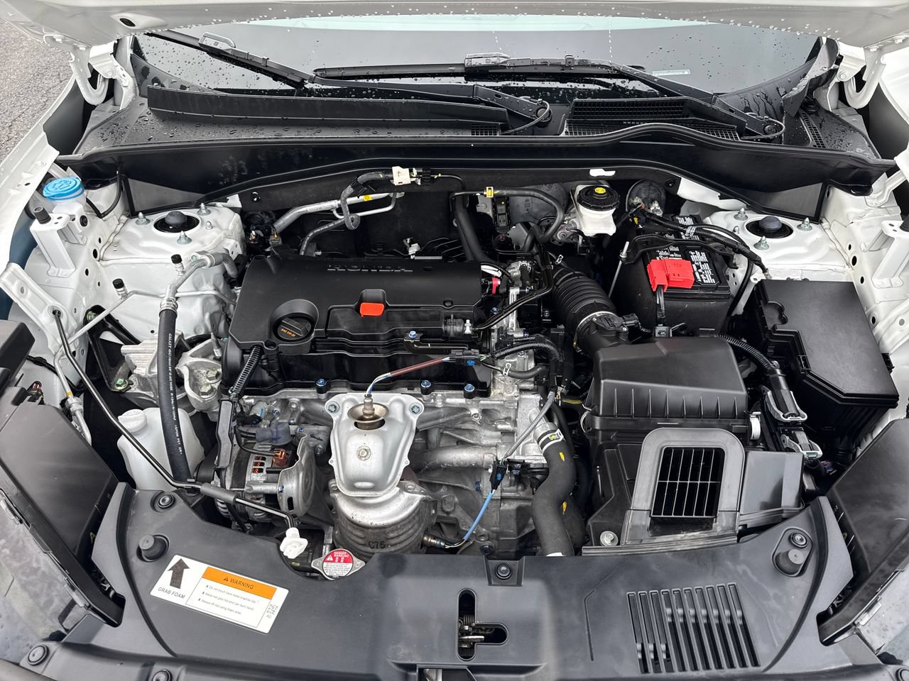 Used 2024 Honda HR-V Sport image 11