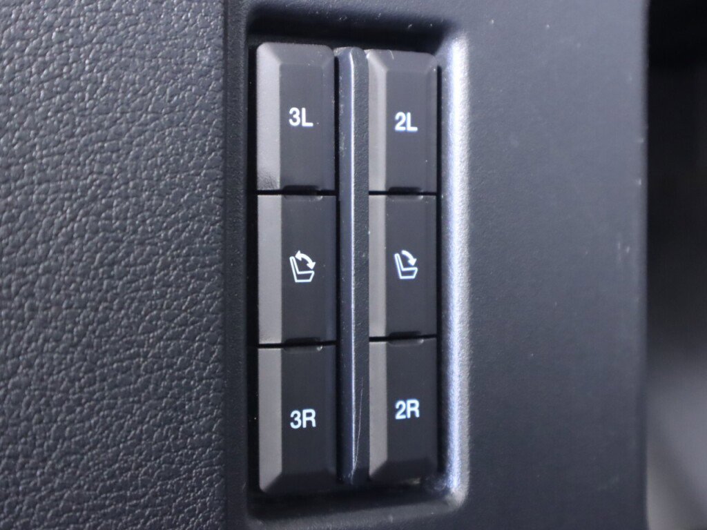 Used 2020 Ford Expedition Platinum AWD/4WD image 50