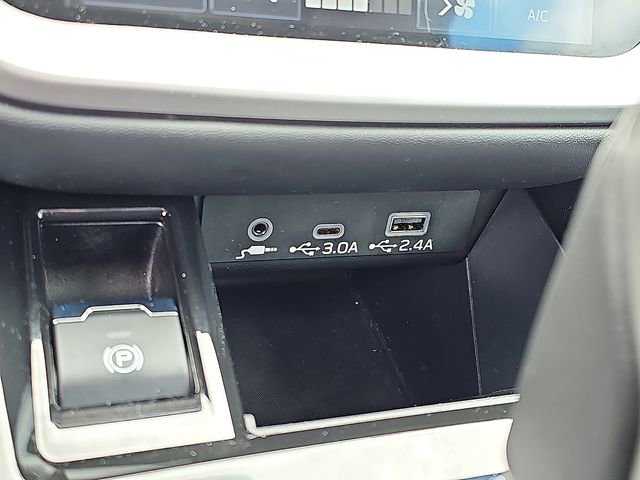 Used 2024 Subaru Legacy Premium image 25