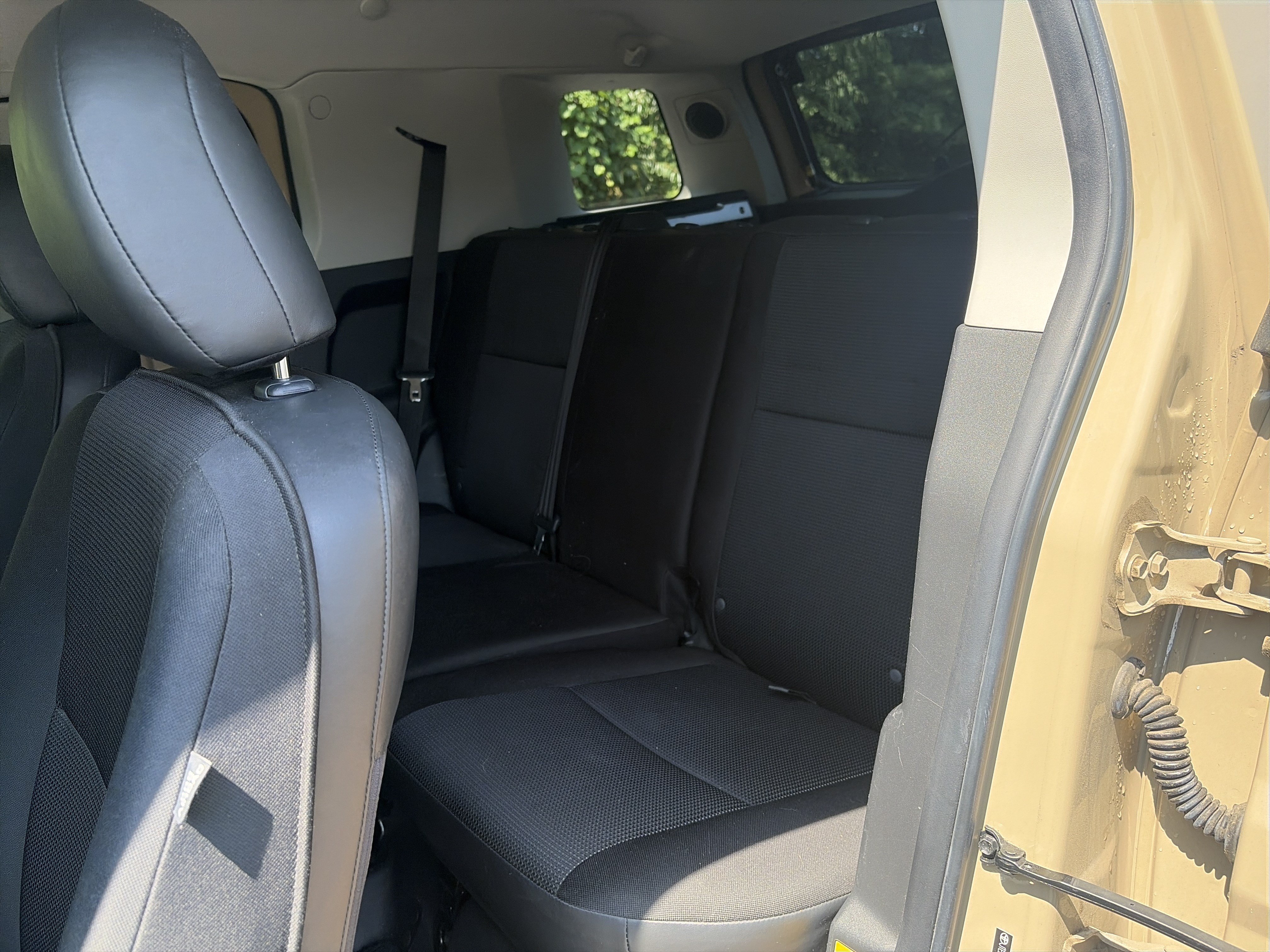 Used 2014 Toyota FJ Cruiser 4WD w/ Upgrade Package image 19