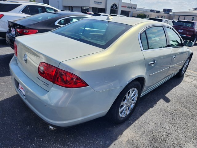 Used 2010 Buick Lucerne CXL image 3