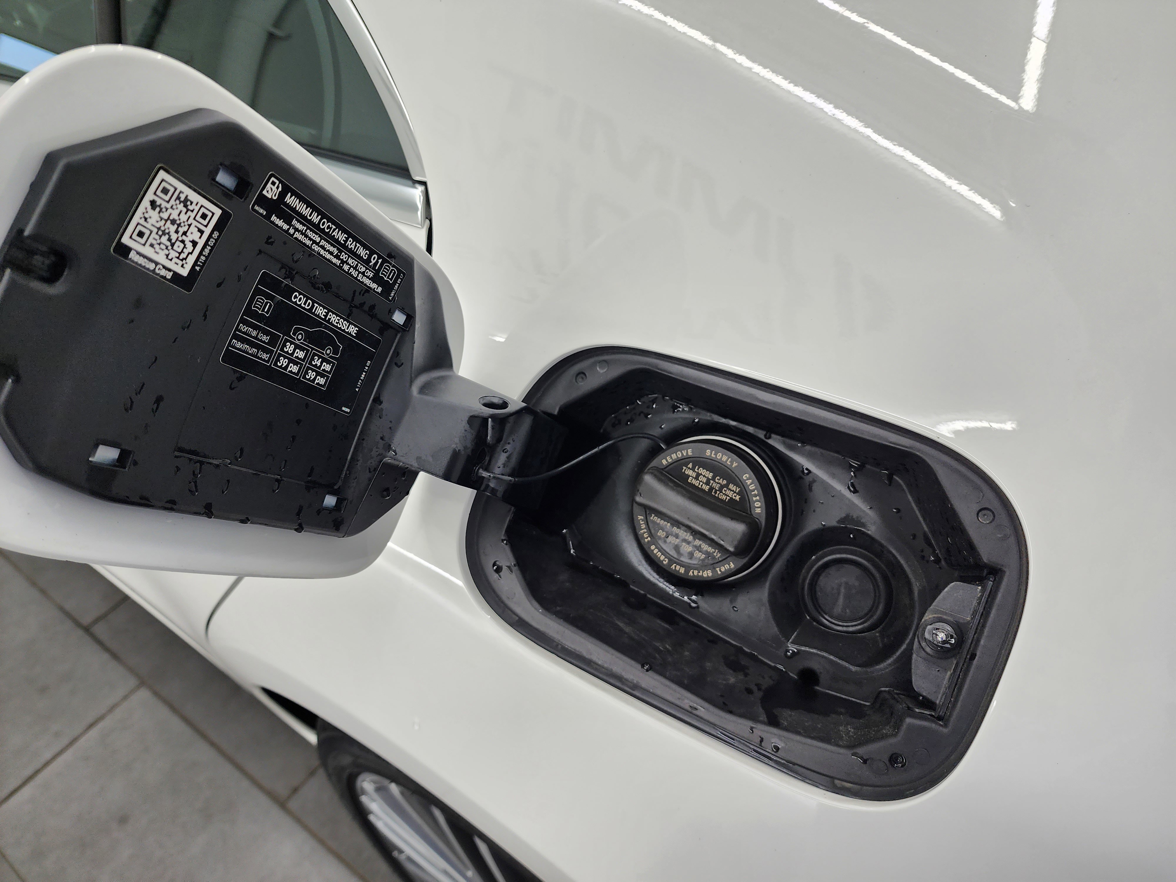 Used 2025 Mercedes-Benz CLA 250 4MATIC image 31