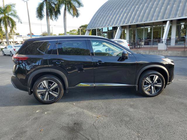 Used 2023 Nissan Rogue SL w/ SL Premium Package image 24