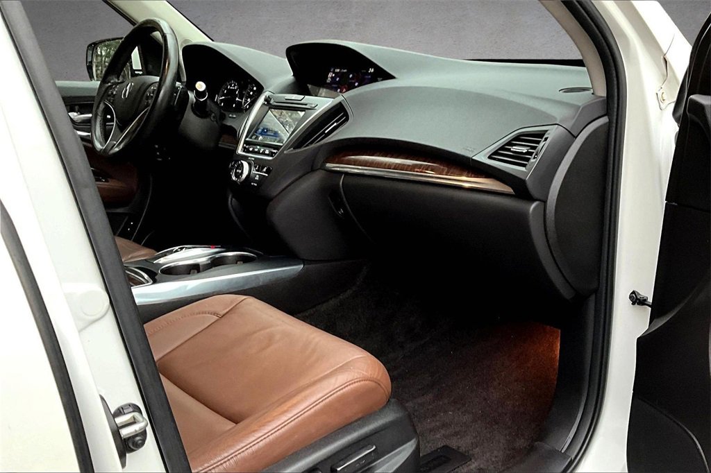 Used 2017 Acura MDX SH-AWD w/ Technology Package image 27