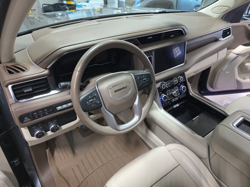 Used 2022 GMC Yukon Denali image 17