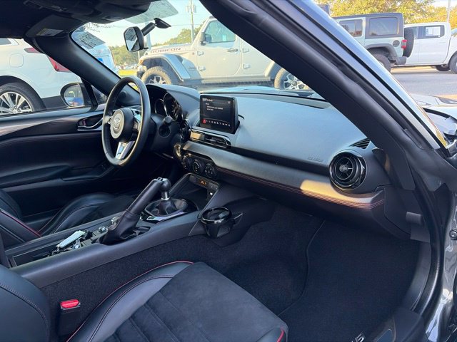Used 2018 MAZDA MX-5 Miata Club w/ Brembo/BBS Recaro Package RWD image 12