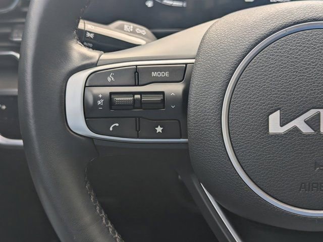 Used 2024 Kia Sportage EX FWD image 21