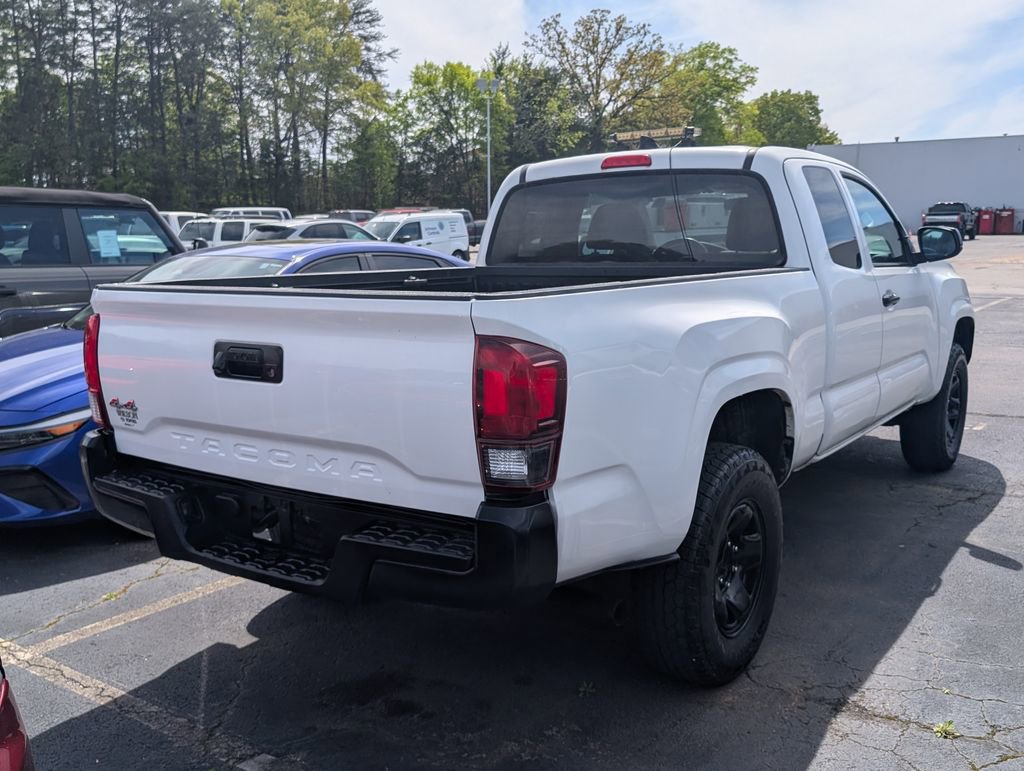 Used 2020 Toyota Tacoma SR image 3