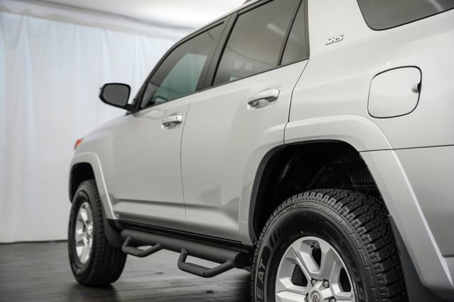 Used 2019 Toyota 4Runner SR5 RWD image 32