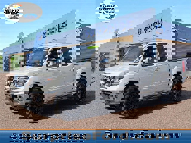 Used 2014 Nissan Frontier SL w/ SL Moonroof Package image 1