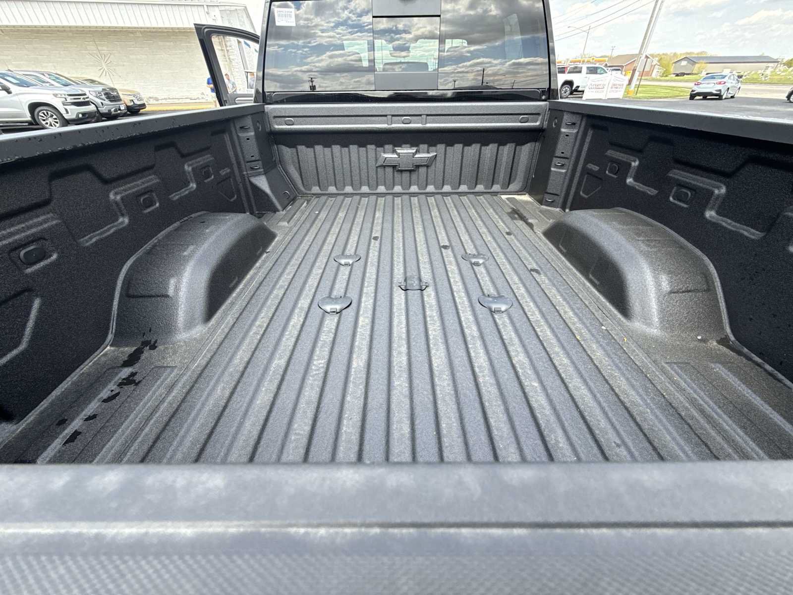 New 2026 Chevrolet Silverado 2500 ZR2 w/ LPO, Dark Essentials Package AWD/4WD image 21