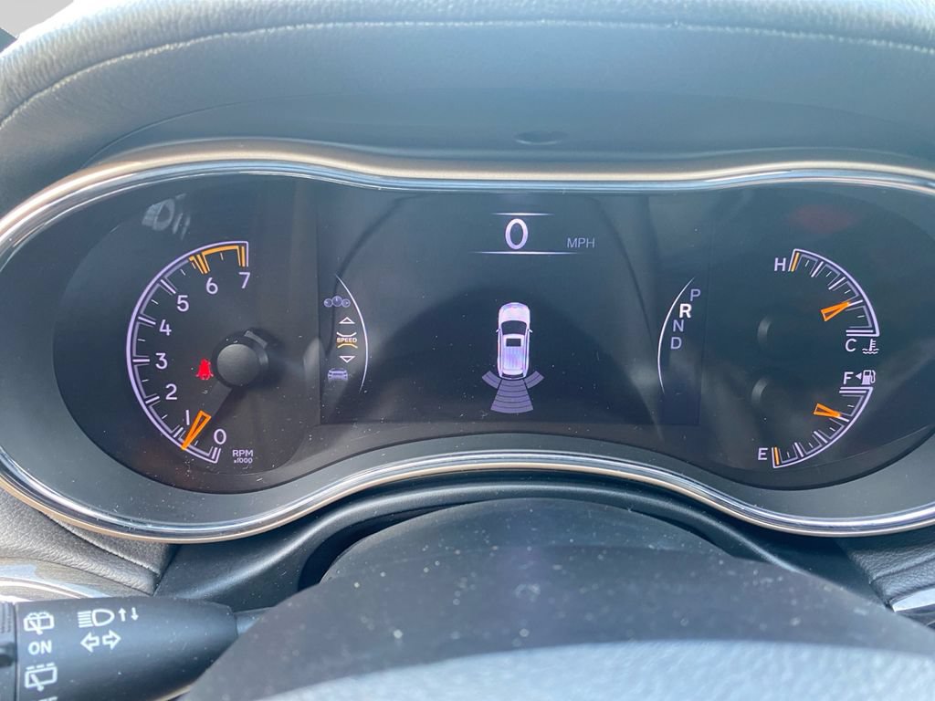 Certified 2016 Jeep Grand Cherokee Overland AWD/4WD image 31