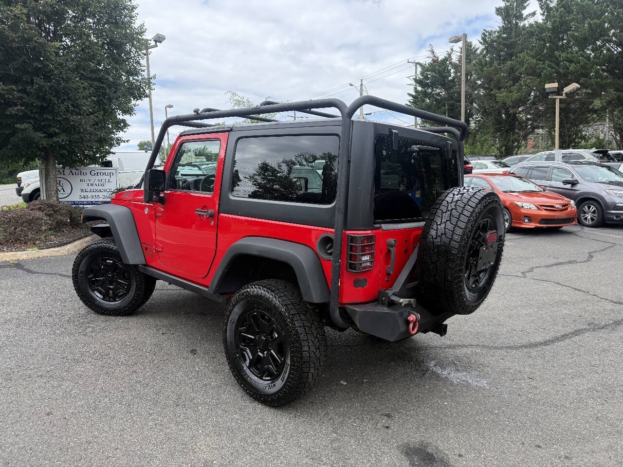 Used 2016 Jeep Wrangler Sport AWD/4WD image 4