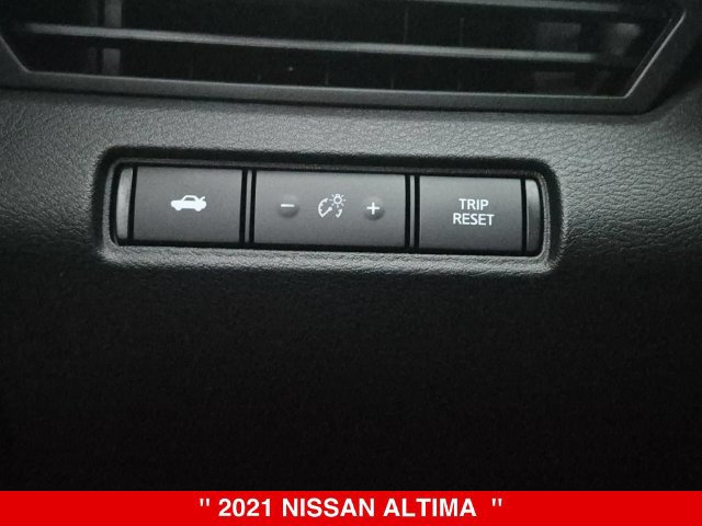 Certified 2021 Nissan Altima 2.5 SR w/ SR Premium Package AWD/4WD image 20
