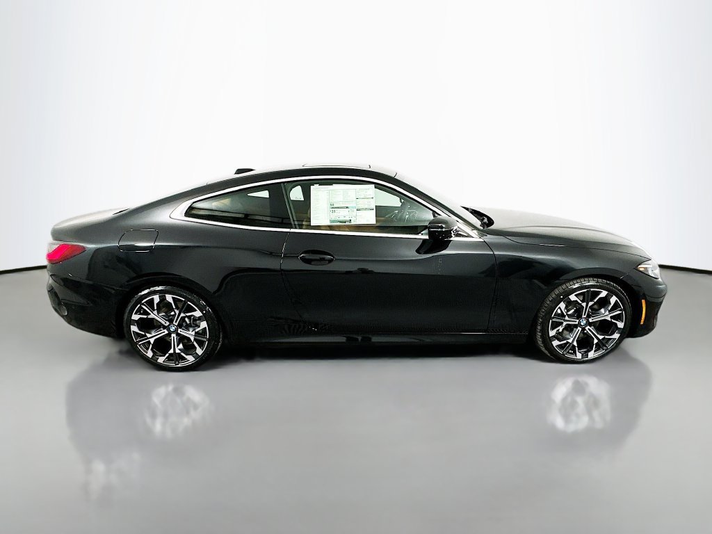 Used 2026 BMW 430i Coupe w/ Parking Assistance Package RWD image 4