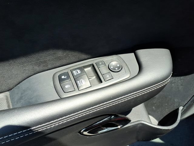 Used 2022 Dodge Challenger SRT Hellcat Redeye RWD image 16