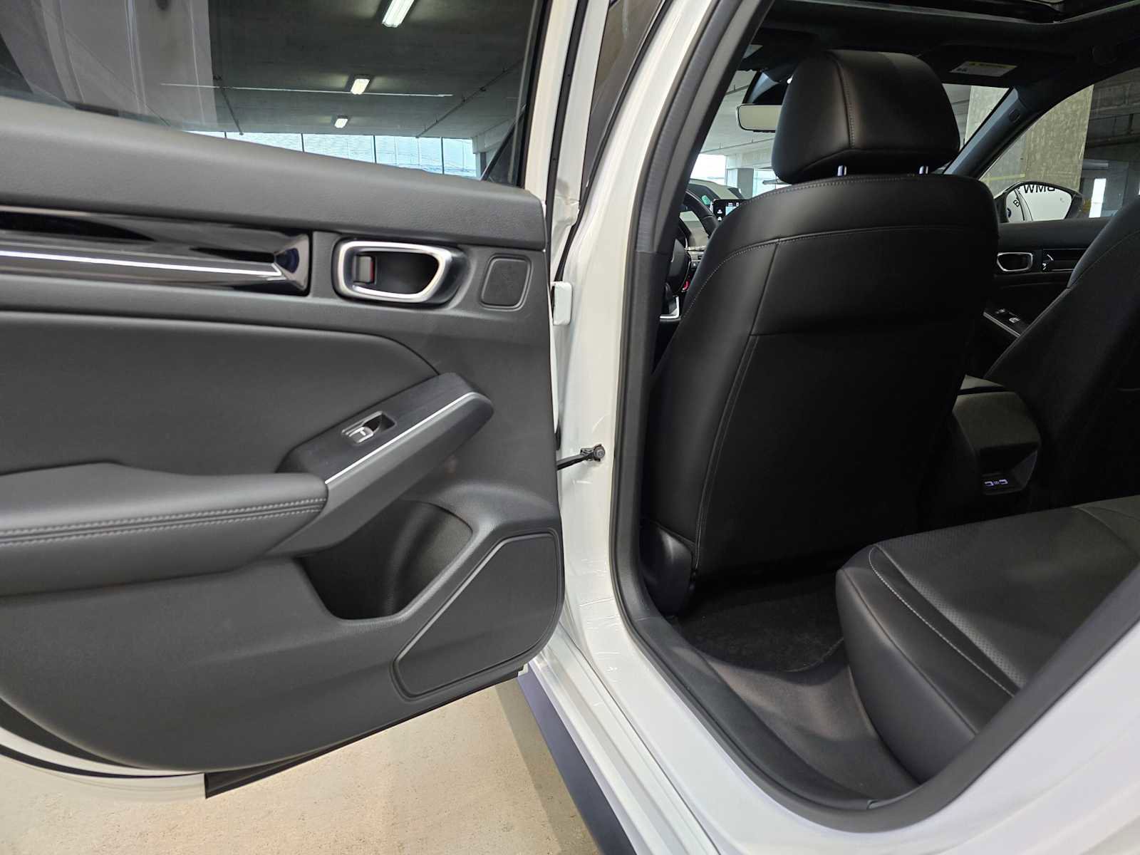 Used 2024 Honda Civic Sport Touring image 28