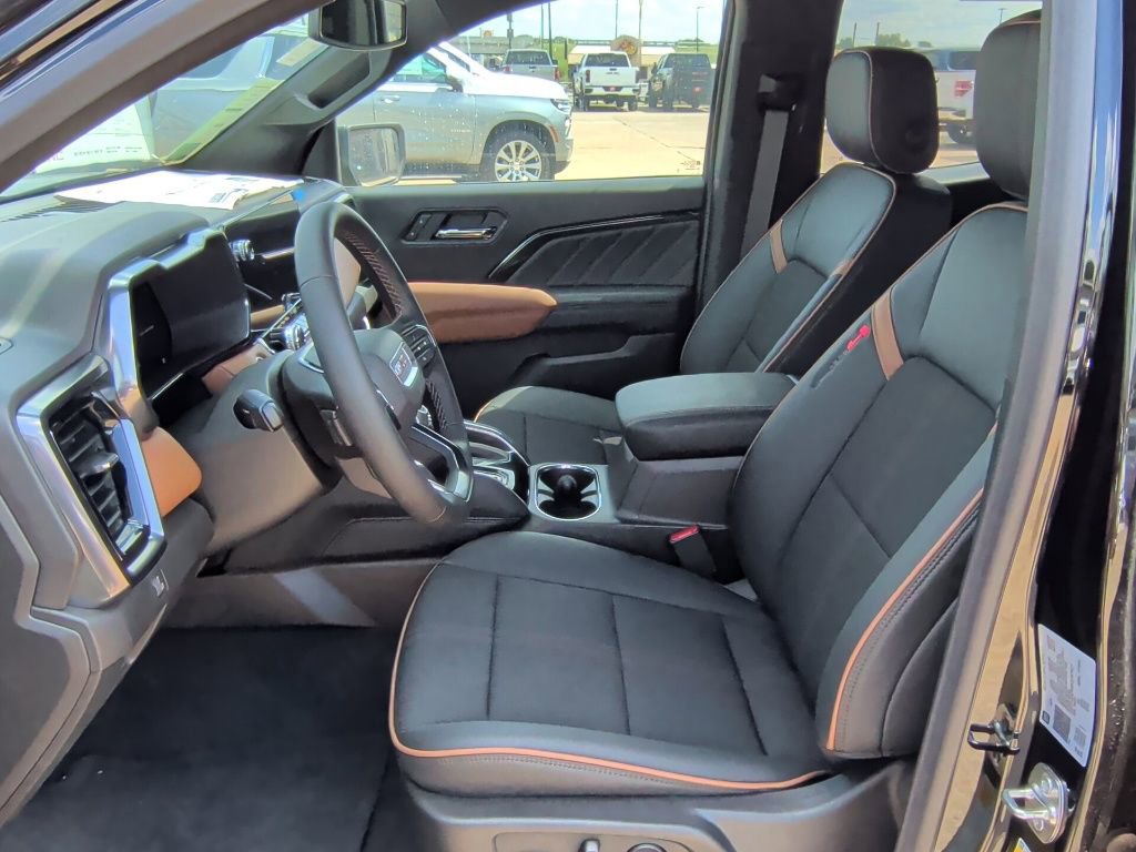 New 2025 GMC Canyon AT4 w/ Nightfall Edition image 12