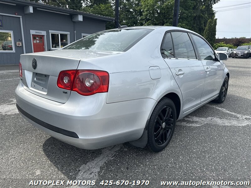 Used 2006 Volkswagen Jetta TDI FWD image 8