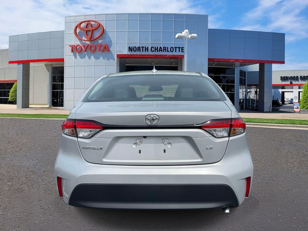 Used 2024 Toyota Corolla LE image 6