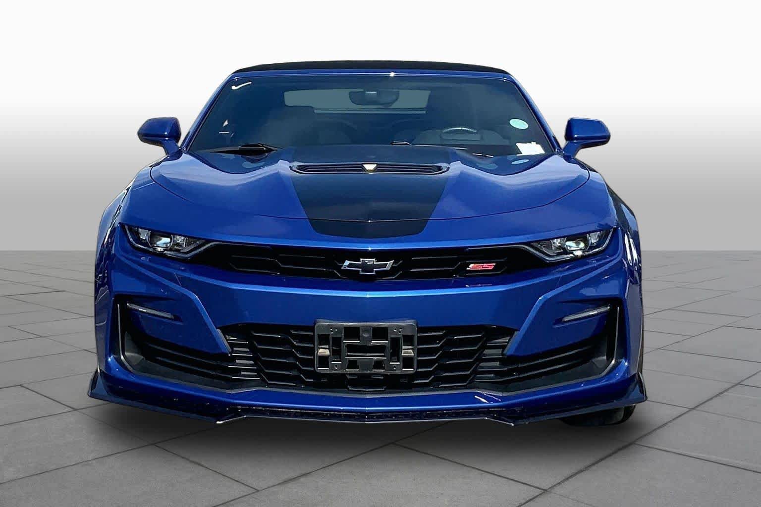 Used 2023 Chevrolet Camaro SS w/ Design Package 2 RWD image 4