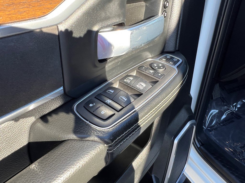 Used 2024 RAM 2500 Laramie w/ Safety Group image 29