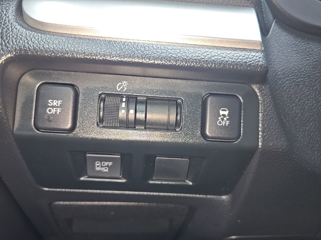 Used 2016 Subaru Crosstrek 2.0i Premium image 13