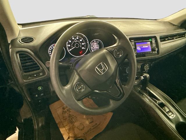 Used 2016 Honda HR-V LX image 12