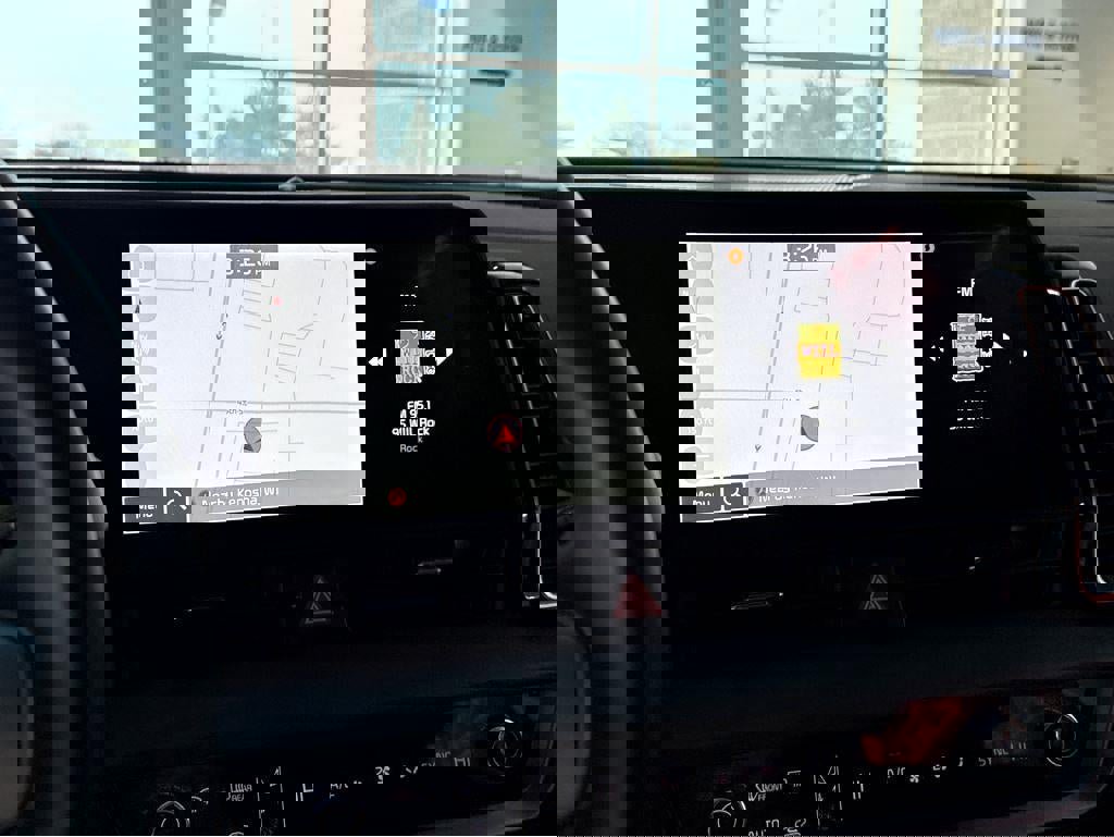 Used 2025 Kia Sportage X-Line w/ Premium Package image 21