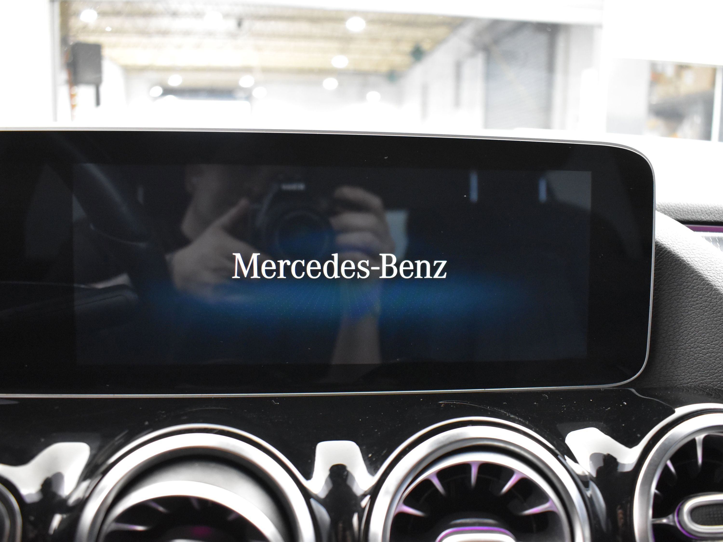 Used 2021 Mercedes-Benz GLA 250 4MATIC image 9