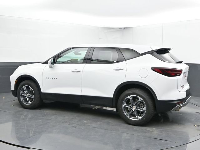 Used 2025 Chevrolet Blazer LT image 7