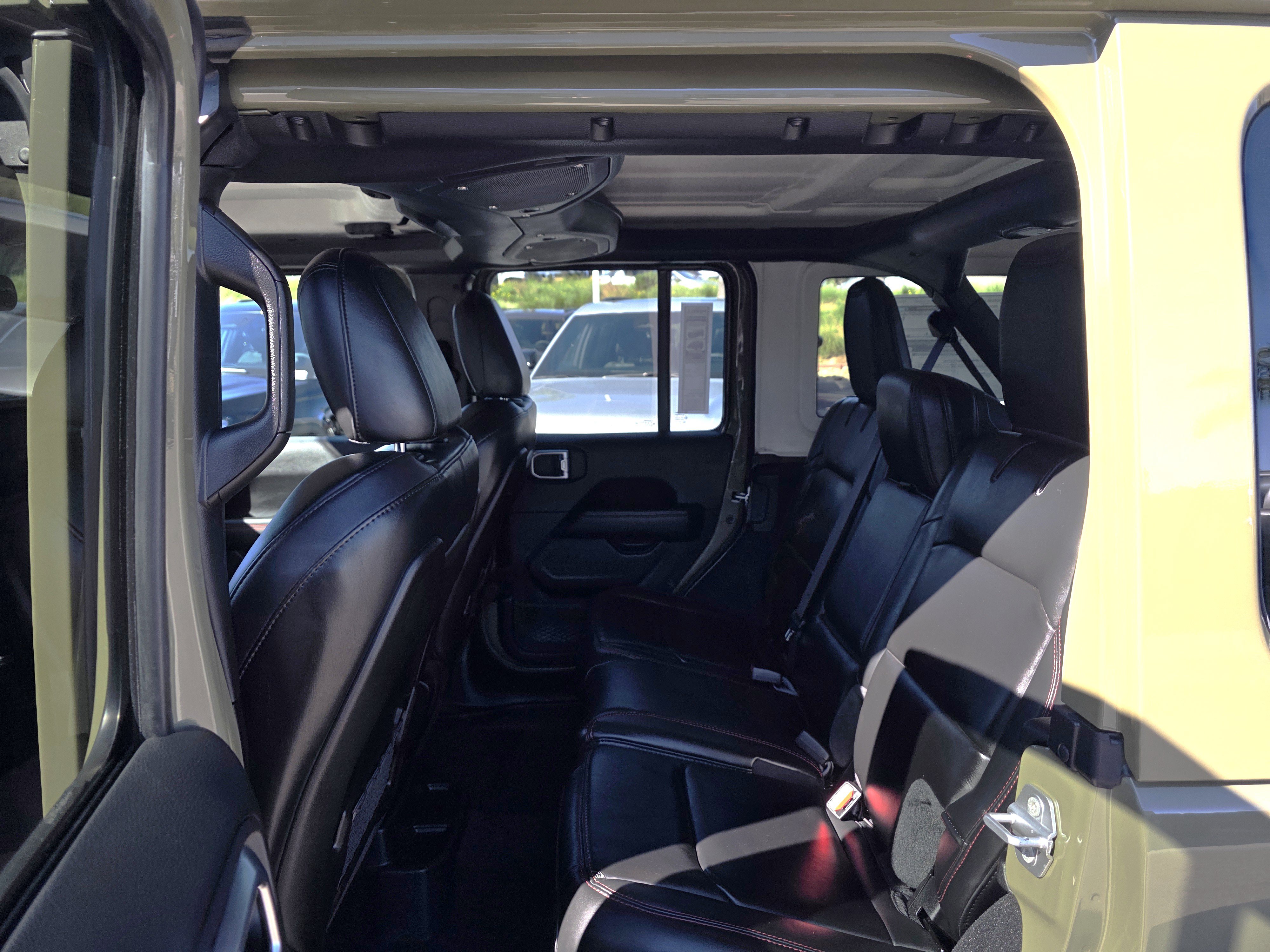New 2026 Jeep Wrangler Unlimited Rubicon w/ Safety Group AWD/4WD image 17