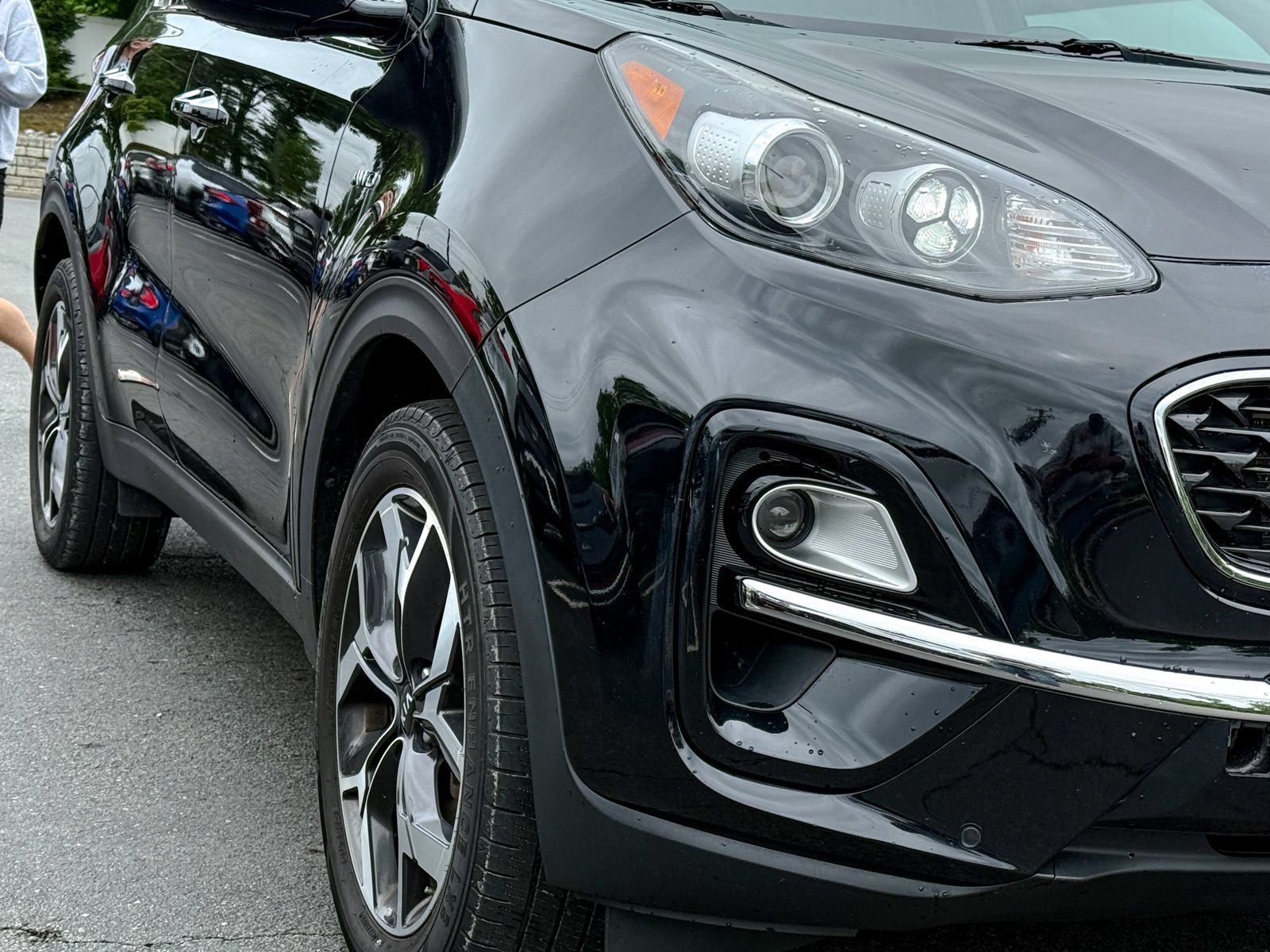 Used 2020 Kia Sportage EX w/ Option Group 15 AWD/4WD image 4